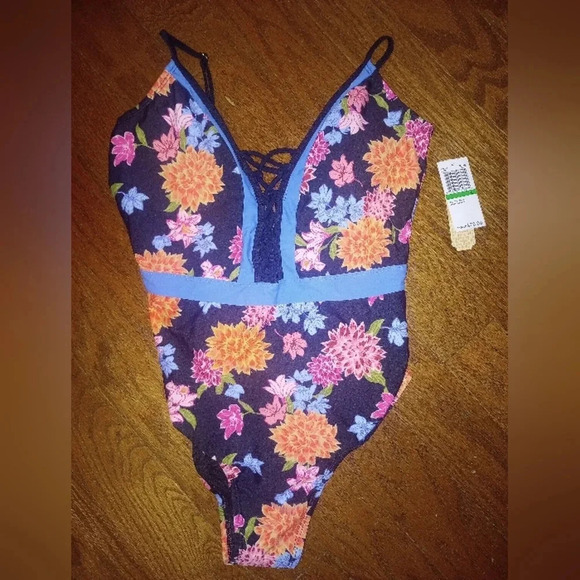 GB girls Other - 2/$25 GB NWT Juniors One Piece Bathing Suit Large
